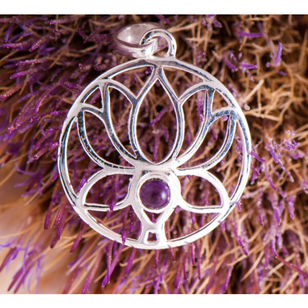 Lotus Anhänger 925 Sterling Silber mit Amethyst, ø 20 mm