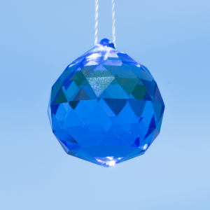 Kristall Facettkugel mit Loch 3cm Blau